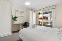 舒適住宿帶泳池使用權