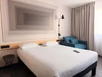 宜必思阿萊斯中心酒店