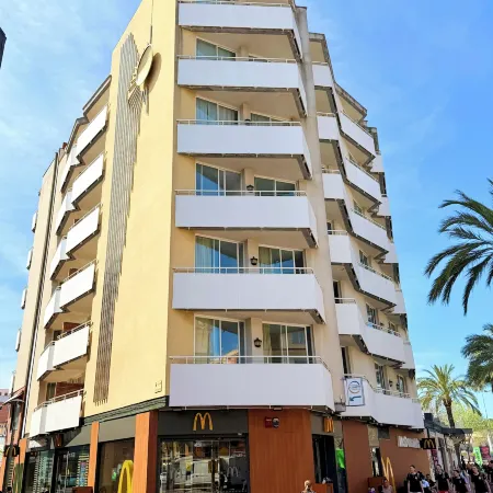 Apartments Lloret Sun