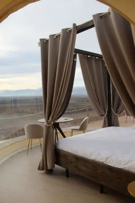 Wine Bubble Hotel di 