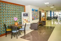 Hit Hotel - Airport Shuttle