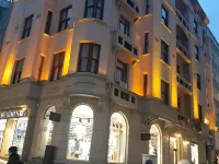 Valide Hotel Hotels near Sisli