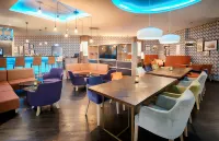 Leonardo Hotel Wolfsburg City Center - bar