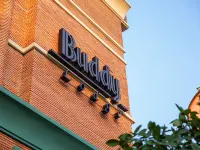 Buddy Lodge, Khaosan Road Hotels near Brick Bar