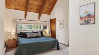 Blue River Hideout by Avantstay Private Hot Tub + Fire Pit + Sunroom + Mountain Views - Country Houses