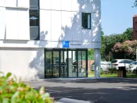 Ibis Budget Toulouse Labège - Parkplatz