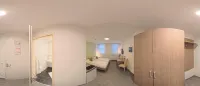 Ais Center - 2-Star