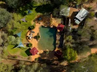 Discovery Resorts - Kings Canyon Hotels in Petermann