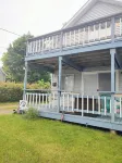 Bright Beautiful beach theme home walking distance to Lake Michigan & downtown!