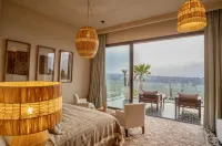Zayyna Hotels in 