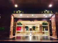 Topland Hotel & Convention Centre Hotels near Chan Palace