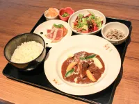 โรงแรมคัตสึยามะ พรีเมียร์ - พร้อมอาหารเช้า