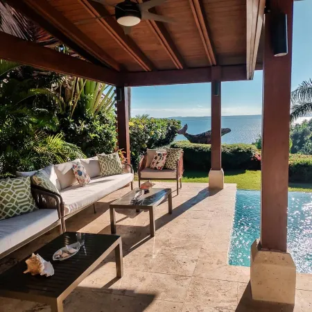 Villa with private pool and sea view in Samaná