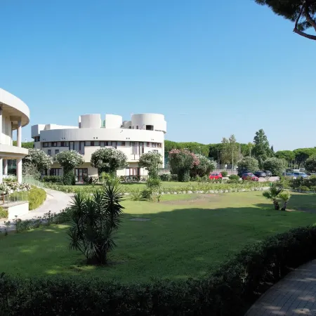 Csa Hotel - Park & Beach