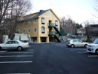 Hotel Petit Riviere Karuizawa - Parkplatz
