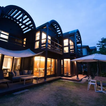 Breath Hotel