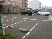 露櫻酒店敦賀站前店 - 停車場