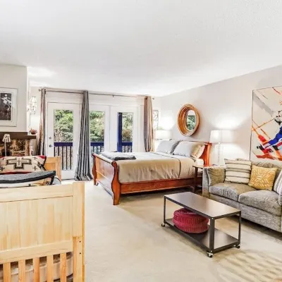 Budget-friendly Studio Near Alyeska Lifts Hotels near Chair 6