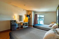 Super 8 by Wyndham Sidney NE - Pet friendly