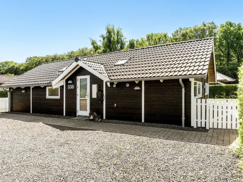 8 person holiday home in Juelsminde-By Traum - Wifi