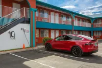 Sandia Peak Inn Old Town ABQ, a Howard Johnson by Wyndham - Motels