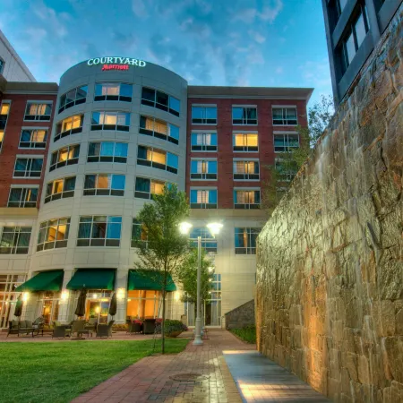 Courtyard Greenville Downtown