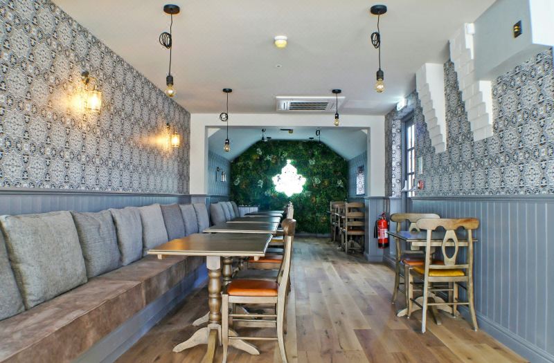 OYO Tamworth Arms Boutique Pub & Hotel photo 3