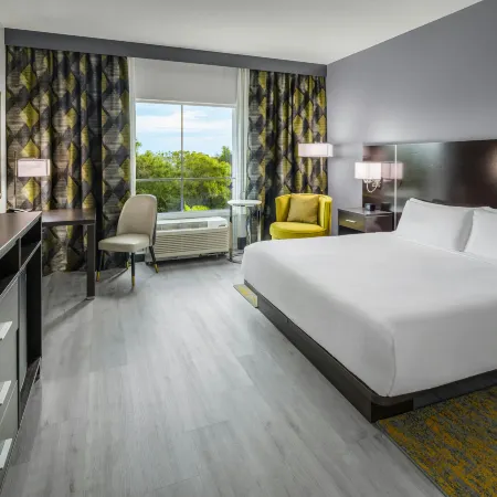 DoubleTree by Hilton Sarasota Bradenton Airport