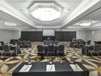 DoubleTree by Hilton Hotel Wichita Airport - 4 estrellas