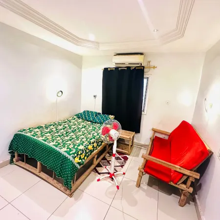 beautiful  room with private toilet - ACI 2000