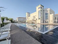 Hotiday Room Collection - Tirrenia - Pool