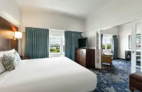 DoubleTree by Hilton Cape Cod - Hyannis - Boutique