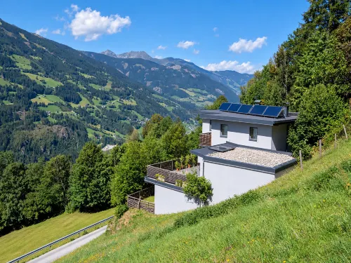 Apartment in Aschau Near Kaltenbach Ski Lift - balcony