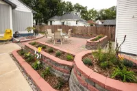 The Play House: Family Retreat 2 Mi to Pawnee Park - 2-Star