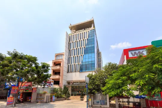 Triip Mismo Airport Hotel