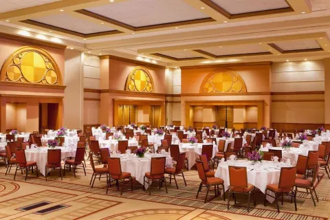 Sheraton Grand Chicago Riverwalk