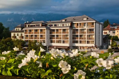 Hotel Lovec Các khách sạn ở Zasip