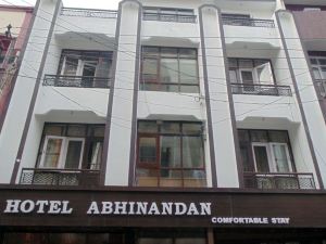 Hotel Abhinandan