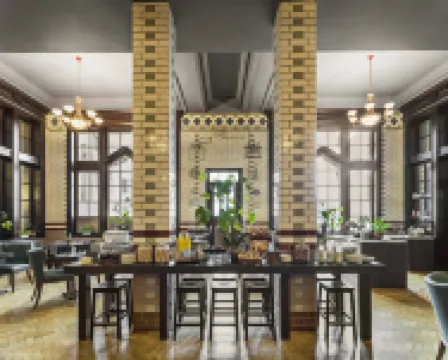 Kimpton CLOCKTOWER HOTEL by IHG