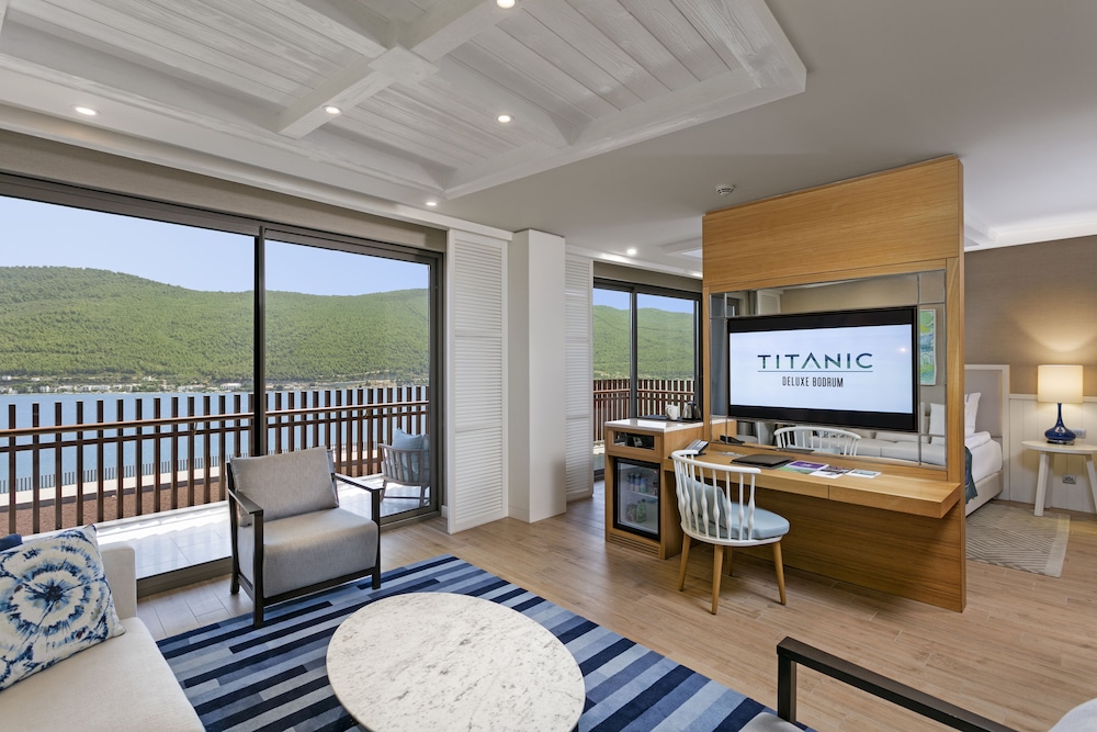 Titanic Deluxe Bodrum