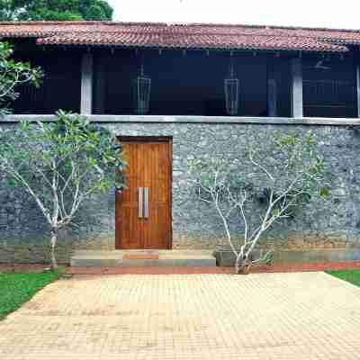 Roman Lake Ayurveda Resort Hotel Exterior