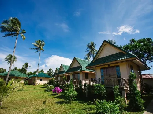 Yataa Spa and Resort Hotels in Ko Sukon