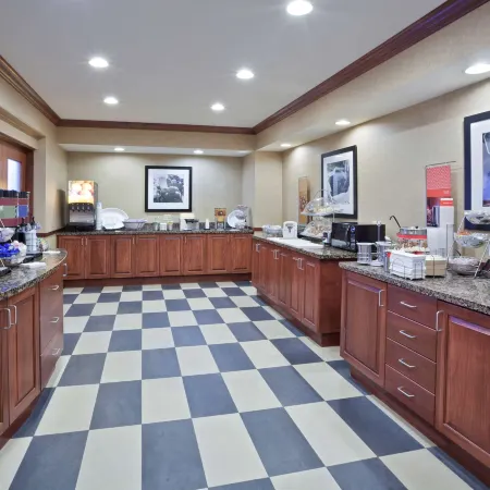 Hampton Inn & Suites Toledo-Perrysburg