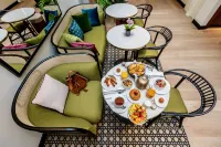 Best Western Plus Crystal, Hotel & Spa - breakfast