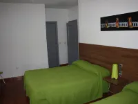 Hostal la Estación Hotels in Avila