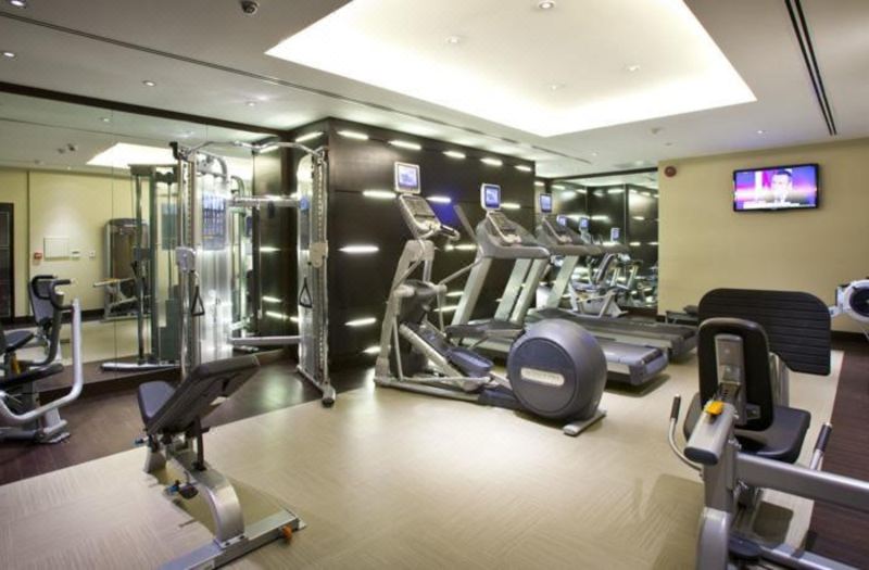 The Clermont London, Victoria photo 2