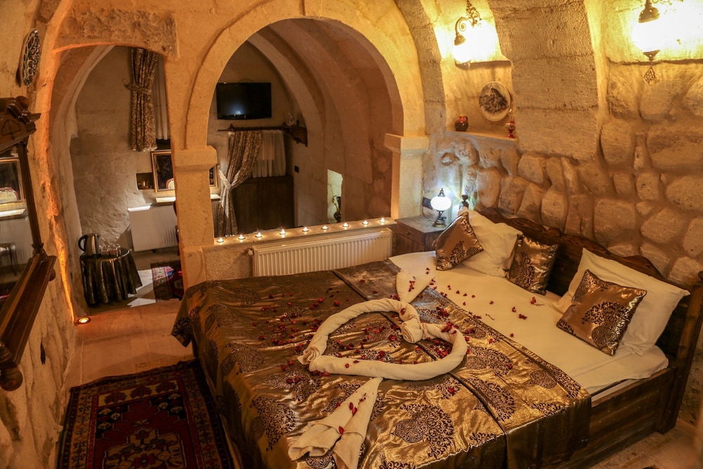 Goreme Palace Cave Suites