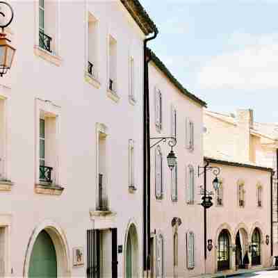 Airelles Gordes, la Bastide Hotel Exterior