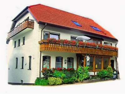 Gasthof zur Linde Hotels near Westweg - Sonnentor Dobel