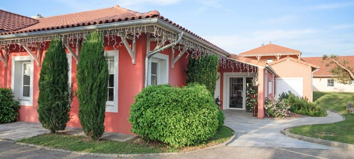 The Originals Boutique, Hôtel le Pillebois, Bourg-en-Bresse Nord (Inter-Hotel) Hotele w: Ain